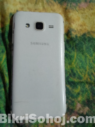 Samsung Galaxy j2